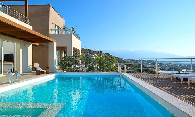 Kokkinon Khorion Villa | Villa Apoi | Private pool, hot tub & seaview!