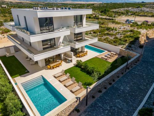 Zrce House | Villa Arenisca Novalja