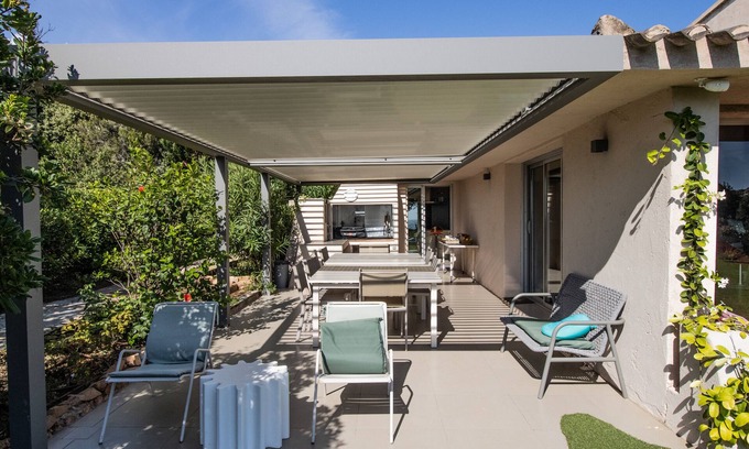 Santa Giulia Villa | Villa Cala D Oro with sea view, private beach, Wi-Fi and air conditioning