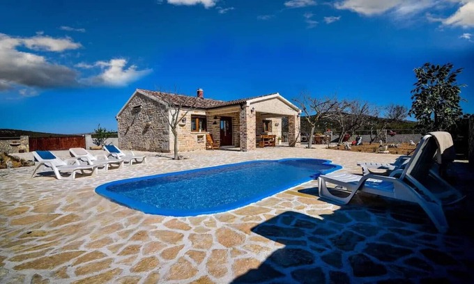 Stankovci Villa | Villa Callista with Pool