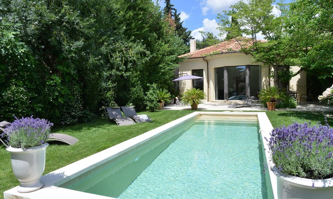 Couronne Urbaine Villa | VILLA CEZANNE AT CHARMING HOUSE 5 MN BY WALK HISTORIC CENTER
