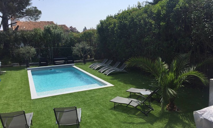 Saint-Raphael Villa | VILLA CLIMATISEE WITH SWIMMING POOL 800m FROM THE SEA WITH WIFI