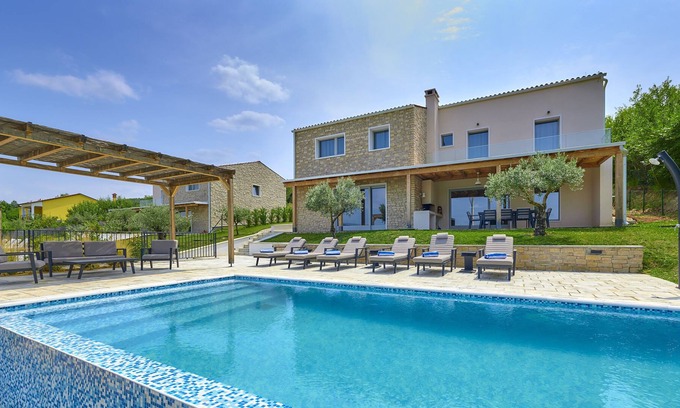 Brkac Villa | Villa Complex Motovun nearby Motovun – Crovillas GmbH