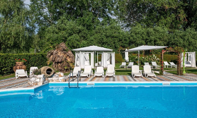 Lucca Historical Center Bed & Breakfast | Villa Corte Degli Dei