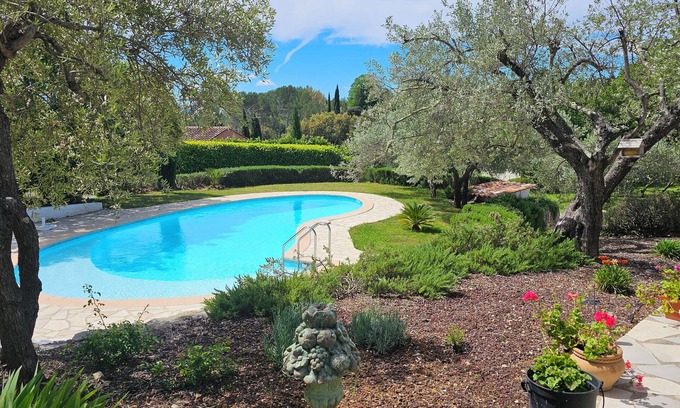 Lorgues Villa | Villa De Charme super equipped, private pool, 3 bedrooms, 970 m from the center