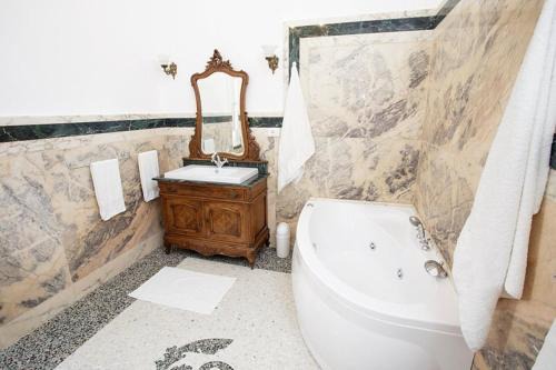 Santa Maria al Bagno House | Villa Degli Angeli