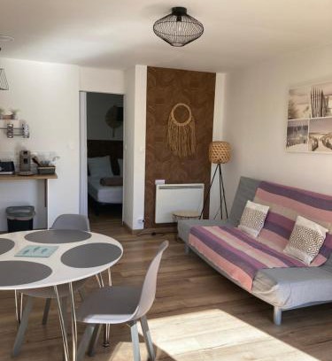La Flotte Apartment | Villa del Re 2 face à la piscine