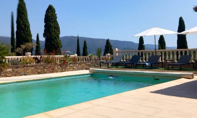Bormes-Les-Mimosas Apartment | Villa des Cyprès high comfort secure parking, quiet in Bormes les Mimosas