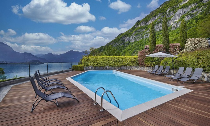 Lierna Villa | Villa "Diamante" close to Lake with Mountain View, Shared Pool & Wi-Fi