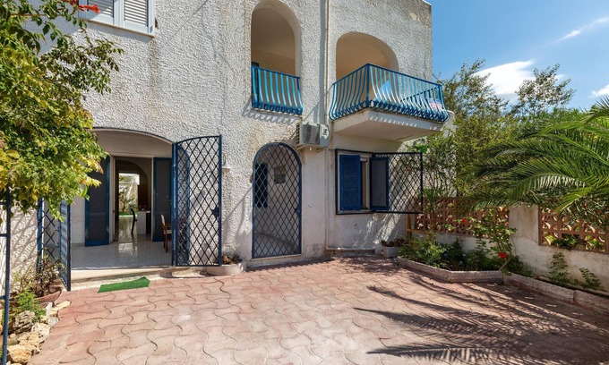 Baia Verde House | Villa Domy by BarbarHouse