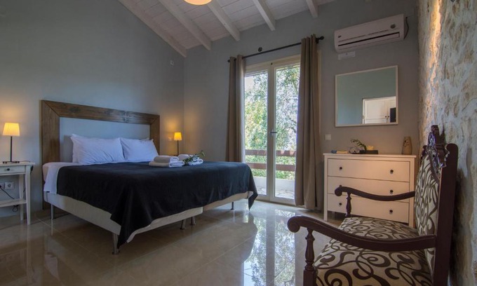 Ieromonachos Apartment | Villa Elaia Suites and Apartments No.3 & No.4 & No.5 & No.6 & No.7