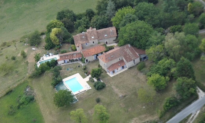 Grand-Brassac House | Villa Espérance – Family House with Pool and Views of the Périgord Countryside