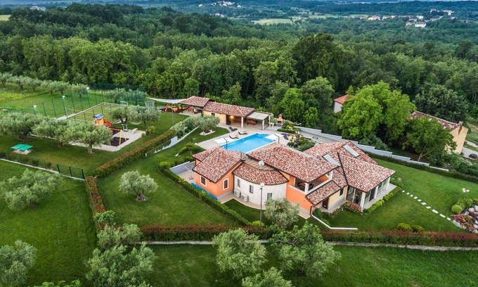 Materada Villa | Villa GioAn with Private Playground โฝ and Sea View ๐
