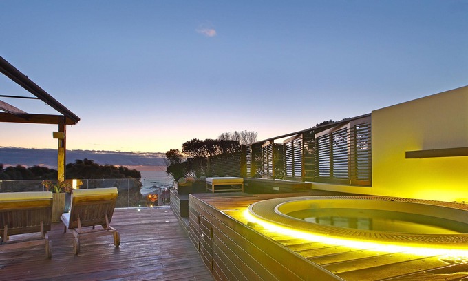 Camps Bay Villa | Villa Glen Sunsets