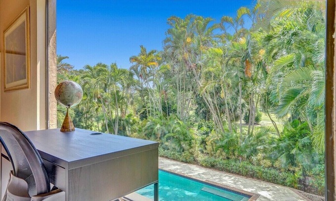 Survey Creek Villa | Villa Heated Pool, Golf Course BBQ Ping Pong Table