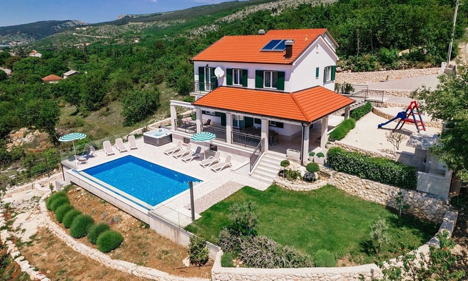 Prolozac Villa | Villa in Croatia with Panoramic View
