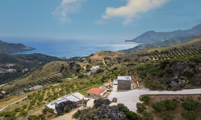 Agios Vasileios Villa | Villa in nature with fantastic sea view!