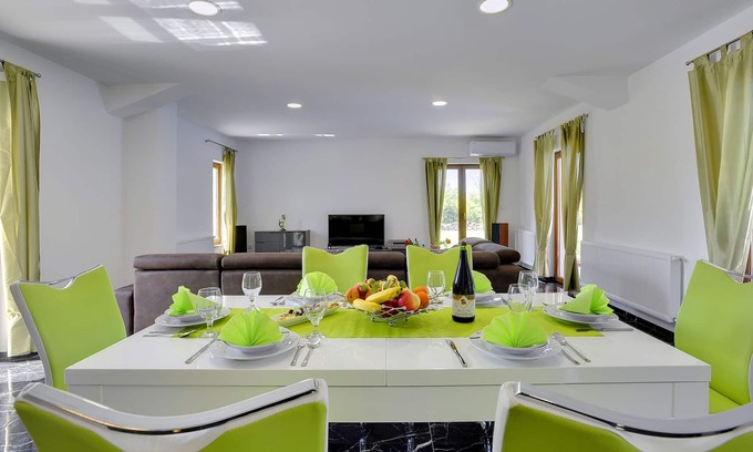 Karojba Villa | Villa in Pazin with Private Pool