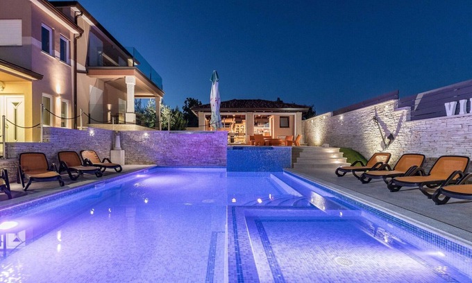 Marcana Villa | Villa in Valtura near Roman Amphitheater