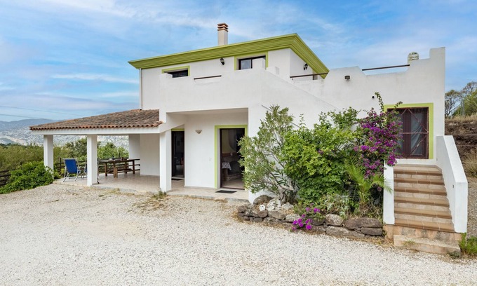 Dorgali Villa | Villa Isportana with Mountain Views, Outdoor Areas & Wi-Fi