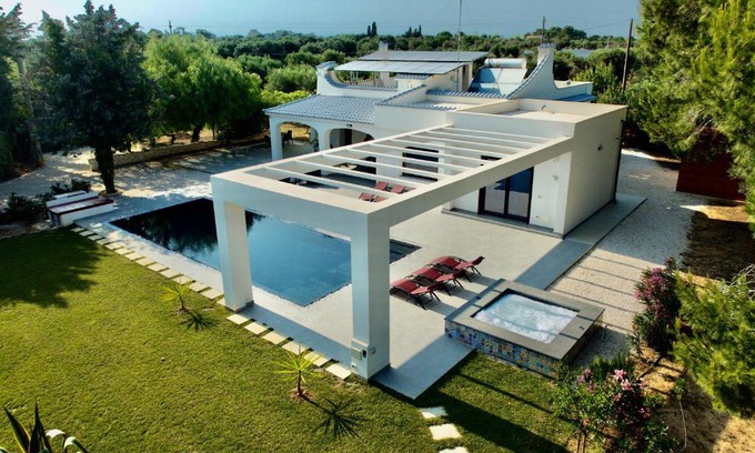 San Vito dei Normanni Villa | Villa Kalorama-private pool & Hot Tub