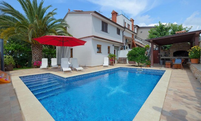 Stinjan Apartment | Villa Kascuni