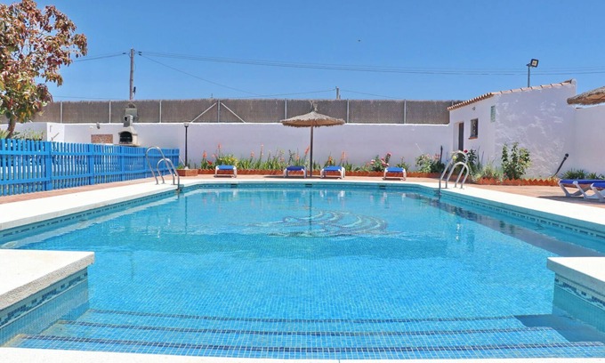 Conil de la Frontera Ski Chalet | Villa La Florida III, with community pool