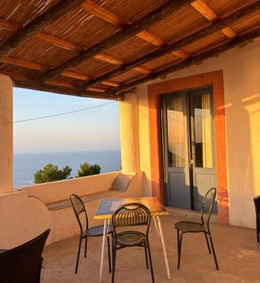 Filicudi Porto House | Villa La Rosa