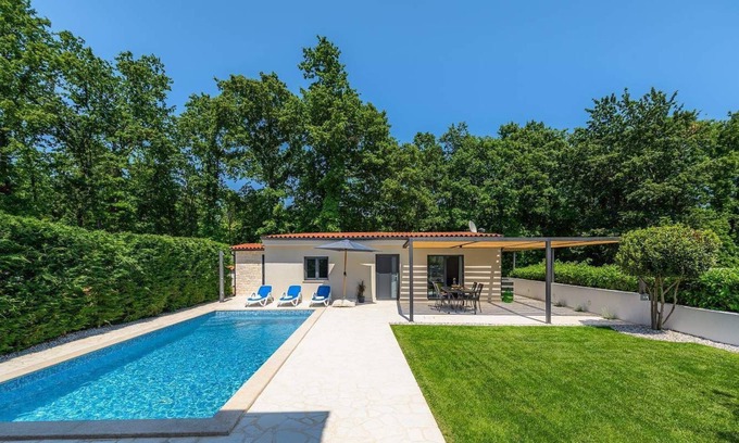 Susnjici House | Villa Lakora (94439-K1) - Susnjici