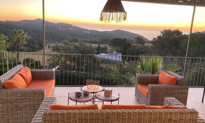 Aiguablava Villa | VILLA LAS ROCAS (Begur, Casa de Campo)