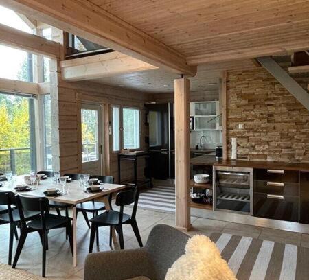 Jamsa Ski Chalet | Villa Loiste Himos luksushuvila