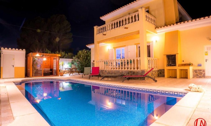 Les Tres Cales Villa | Villa Loranicola