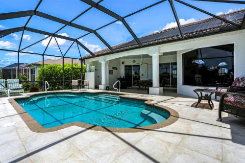Pelican Villa | Villa Messina