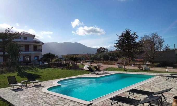 Alcamo Bed & Breakfast | Villa Michelangelo