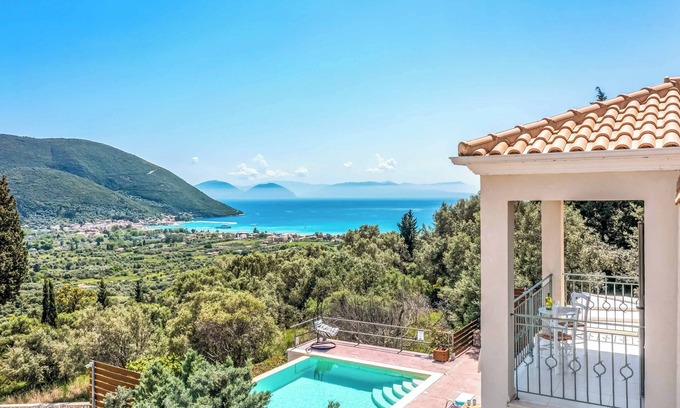 Evgiros Villa | Villa Nefeli Lefkas - One Bedroom Villa, Sleeps 2