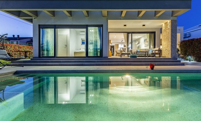 Sikici Villa | Villa Patras - Pool with Hydromassage - istriensonne 0673