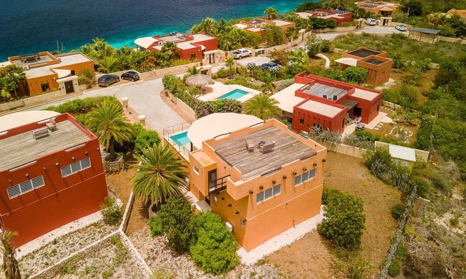 Kralendijk Villa | Villa Pulpoloco in El Pueblo Villas