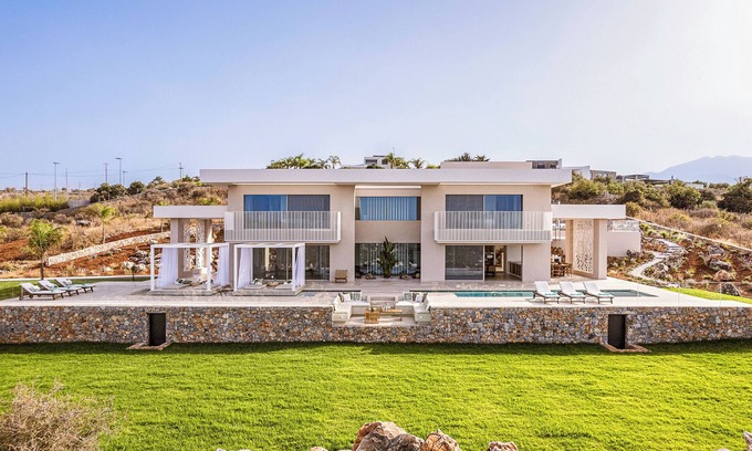Apokoronas Villa | Villa Rayora Chania: Near to Beach/Private Heated Pool/Jacuzzi/Sea View