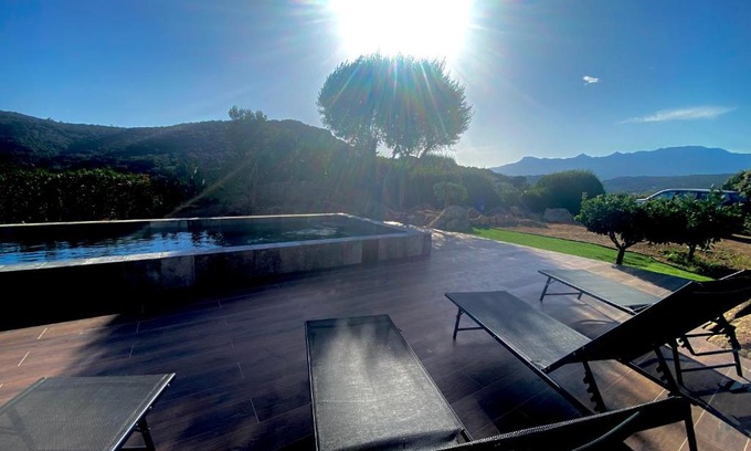 Santa Giulia Apartment | Villa rdc en plein cœur du maquis Corse