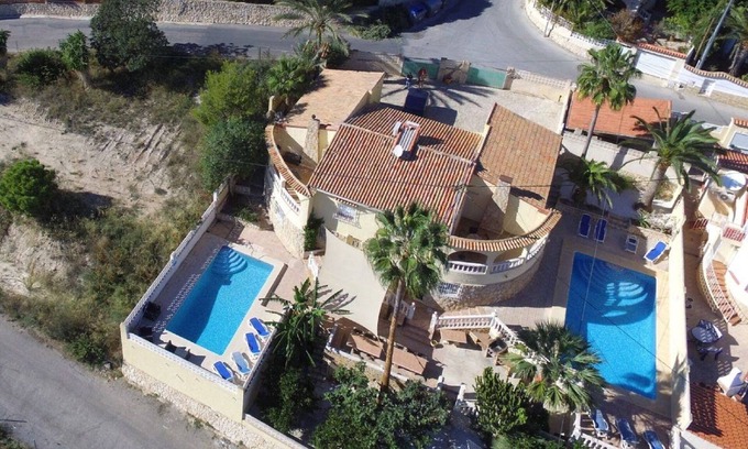 La Canuta Villa | Villa Romeo Calpe for groups and large families with 2 pools