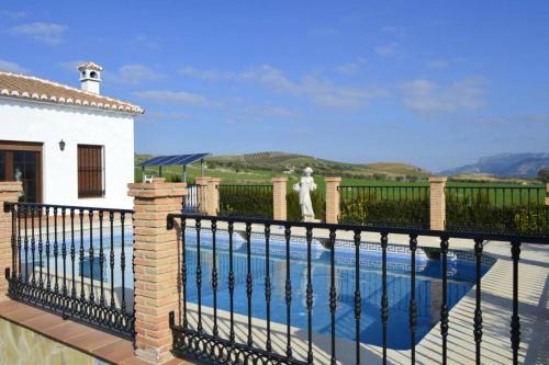 Ardales Villa | Villa Rosales