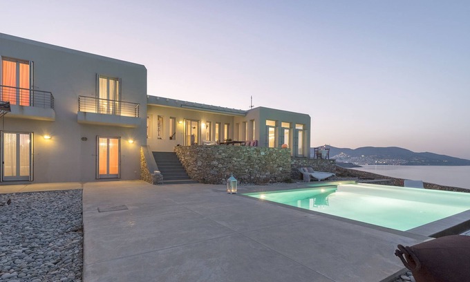 Azolimnos Villa | Villa Salty Luxury Suites