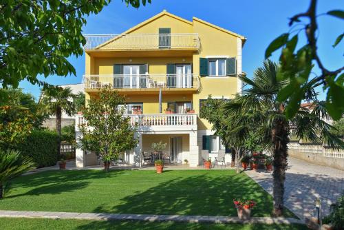 Vodice Apartment | Villa Slavica 1