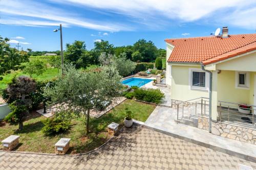Marcana House | Villa Sole, Ferienvilla Mit Eigenem Pool Bei Pula