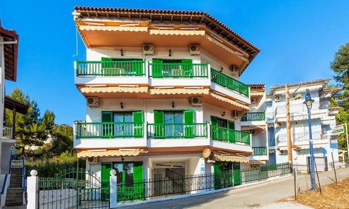 Agia Paraskevi Apartment | VILLA SOLENA