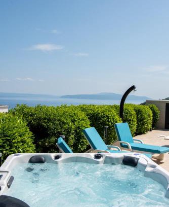 Opatija Villa | Villa Sveti Petar - with heated pool and outdoor jacuzzi