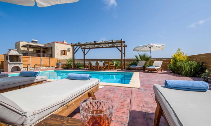 Kirianna Villa | Villa Terpsi Klio - Three Bedroom Villa, Sleeps 6