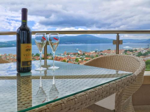 Tivat Apartment | Villa Travertino