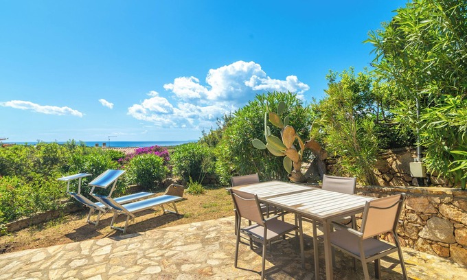 San Teodoro Villa | Villa 'Vista Mare Cala Ginepro' with Sea View, Private Terrace and Air Conditioning
