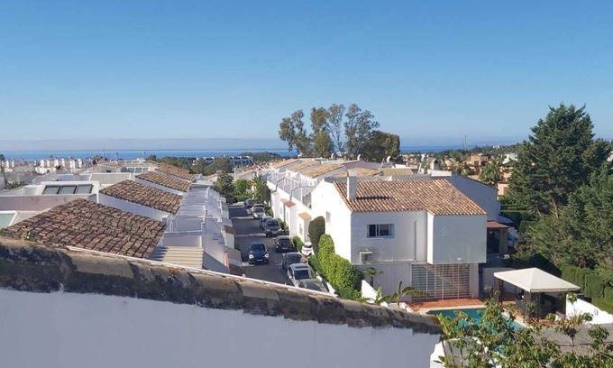 New Golden Mile Ski Chalet | Villa with pool La Palmera